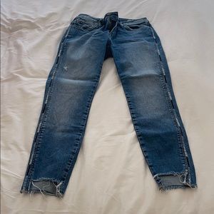 ankle light wash jeans with stiching